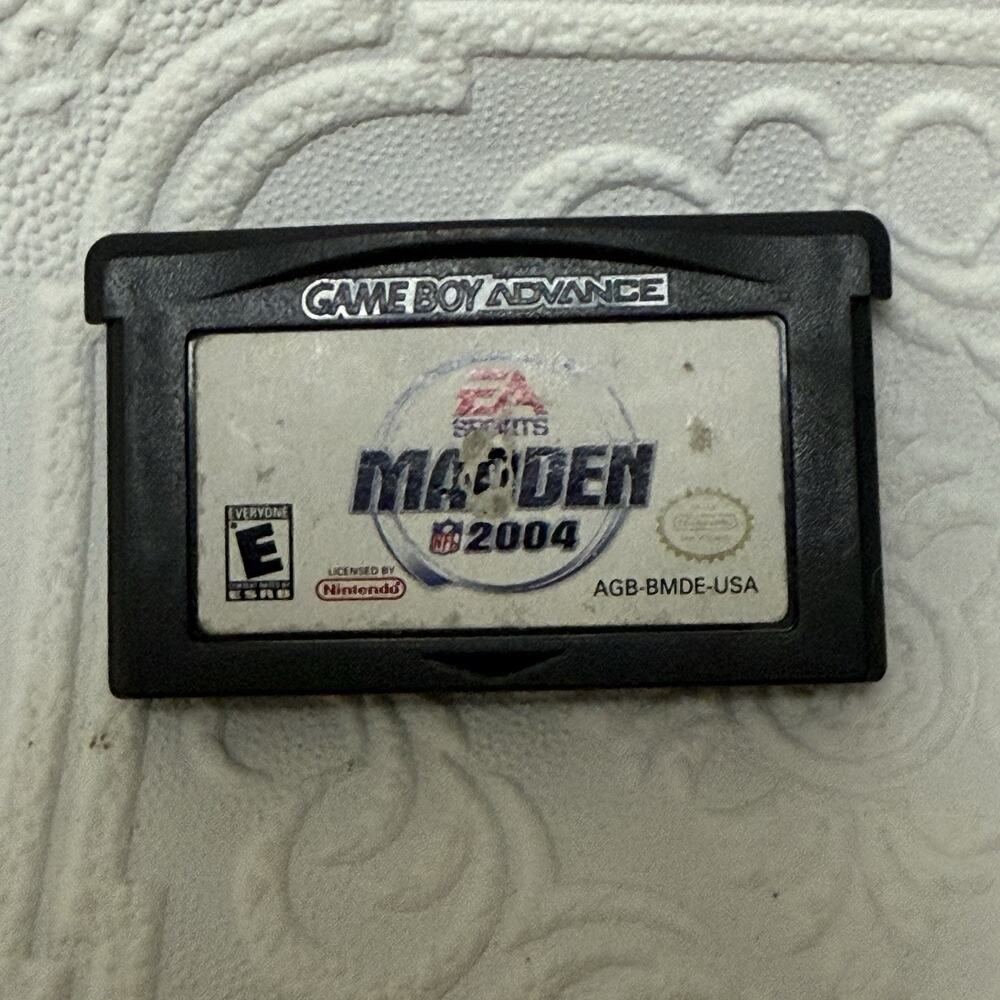 Madden NFL 2004 (Nintendo Game Boy Advance, 2003)